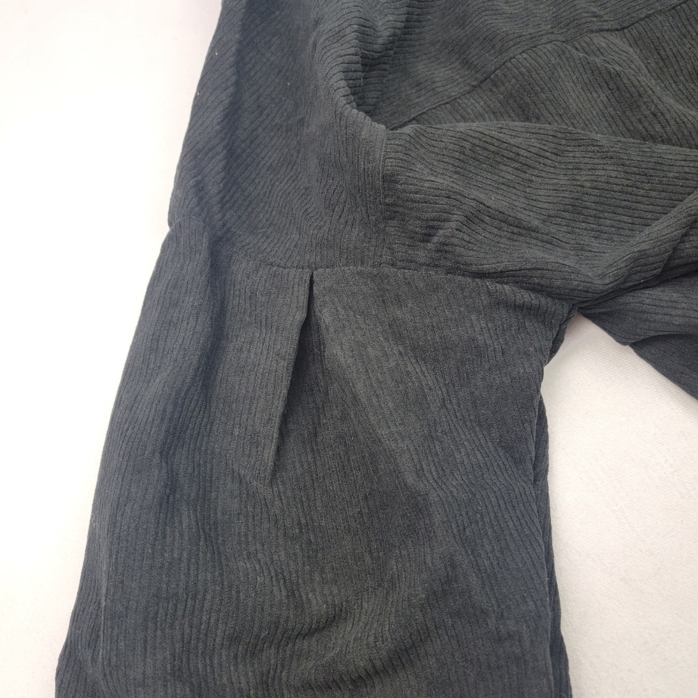 NWOT black pleated balloon sleeve ribbed corduroy oversized shirt jacket - Picture 8 of 9